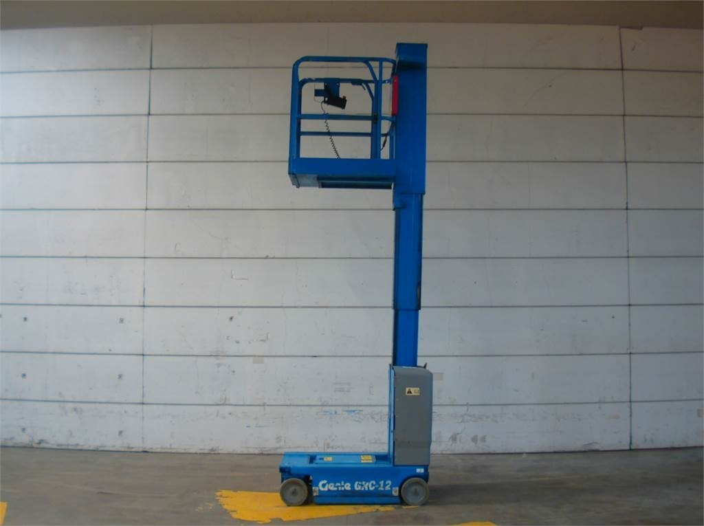 Genie GRC12 - Plataforma de mástil vertical: foto 5 Genie GRC12 - Plataforma de mástil vertical: foto 5