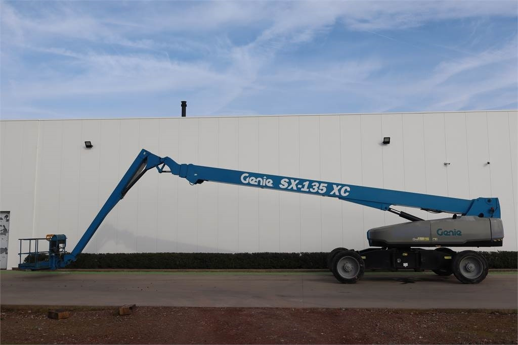 Genie SX135XC - Plataforma telescopica: foto 1 Genie SX135XC - Plataforma telescopica: foto 1