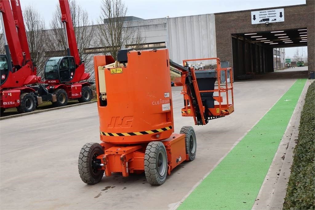 JLG E300AJP - Plataforma articulada: foto 4 JLG E300AJP - Plataforma articulada: foto 4