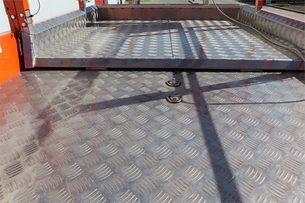 Plataforma de tijeras Snorkel S3370RTE: foto 11