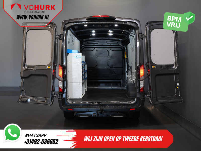 Ford Transit 350 2.0 TDCI 170 pk Aut. L2H2 BPM VRIJ! Carplay/ Navi/ Camera/ Inrichting/ Trekhaak/ PDC/ Cruise/ Airco - Furgón: foto 5 Ford Transit 350 2.0 TDCI 170 pk Aut. L2H2 BPM VRIJ! Carplay/ Navi/ Camera/ Inrichting/ Trekhaak/ PDC/ Cruise/ Airco - Furgón: foto 5