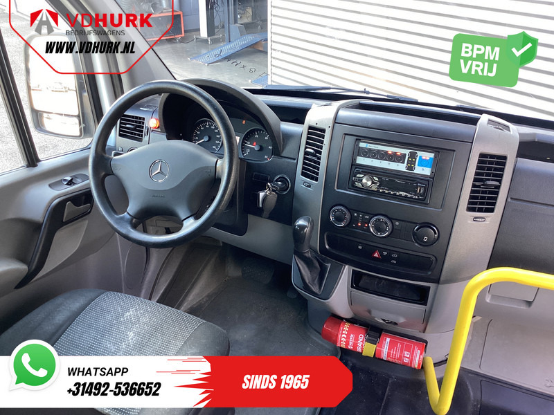 Mercedes-Benz Sprinter 313 2.2 CDI Aut. L2H2 €10.648 Incl. BTW BPM VRIJ! EXPORT ONLY Combi/ 8 Persoons/ Kombi/ 8P/ Airco/ Rolstoellift/ Sidebars/ Rearb - Minibús, Furgoneta de pasajeros: foto 3 Mercedes-Benz Sprinter 313 2.2 CDI Aut. L2H2 €10.648 Incl. BTW BPM VRIJ! EXPORT ONLY Combi/ 8 Persoons/ Kombi/ 8P/ Airco/ Rolstoellift/ Sidebars/ Rearb - Minibús, Furgoneta de pasajeros: foto 3