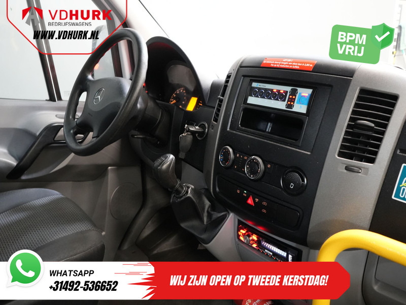 Mercedes-Benz Sprinter 313 2.2 CDI L2H2 €10.164 Incl. BTW BPM VRIJ! EXPORT Combi/ 9 Persoons/ Kombi/ 9P/ Airco/ Rolstoellift - Minibús, Furgoneta de pasajeros: foto 3 Mercedes-Benz Sprinter 313 2.2 CDI L2H2 €10.164 Incl. BTW BPM VRIJ! EXPORT Combi/ 9 Persoons/ Kombi/ 9P/ Airco/ Rolstoellift - Minibús, Furgoneta de pasajeros: foto 3