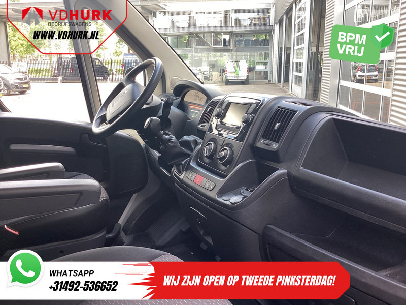 Peugeot Boxer 2.2 HDi 140 pk L2 EXPORT ONLY 3.0t Trekverm./ Navi/ Camera/ PDC/ Cruise/ Airco - Furgón: foto 3 Peugeot Boxer 2.2 HDi 140 pk L2 EXPORT ONLY 3.0t Trekverm./ Navi/ Camera/ PDC/ Cruise/ Airco - Furgón: foto 3