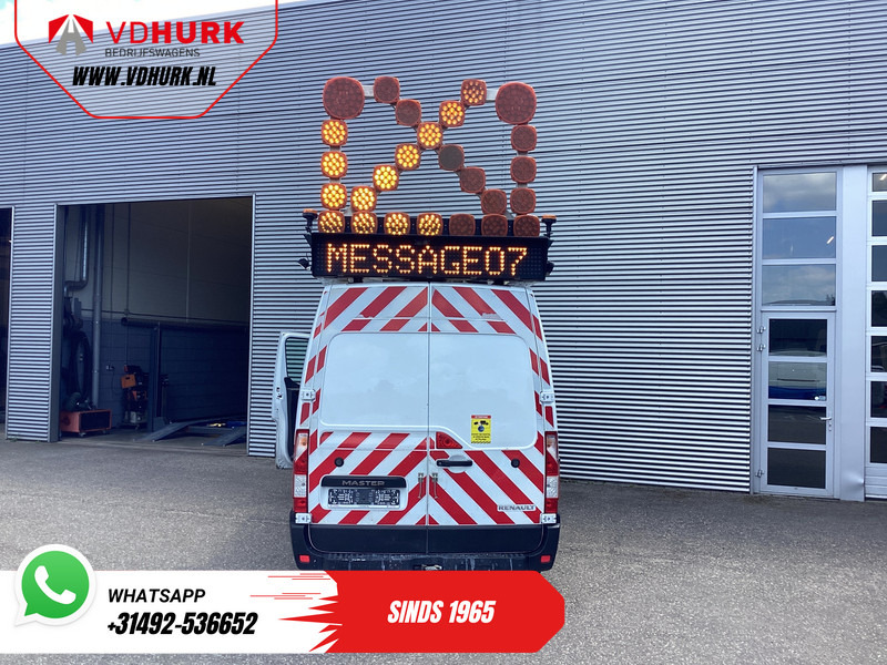 Renault Master 2.3 dCi 145 PK L3H2 EXPORT ONLY Chevron/ Safety/ Airco/ Cruise/ Camera /Service Vehicle/ Trekhaak - Furgón: foto 5 Renault Master 2.3 dCi 145 PK L3H2 EXPORT ONLY Chevron/ Safety/ Airco/ Cruise/ Camera /Service Vehicle/ Trekhaak - Furgón: foto 5