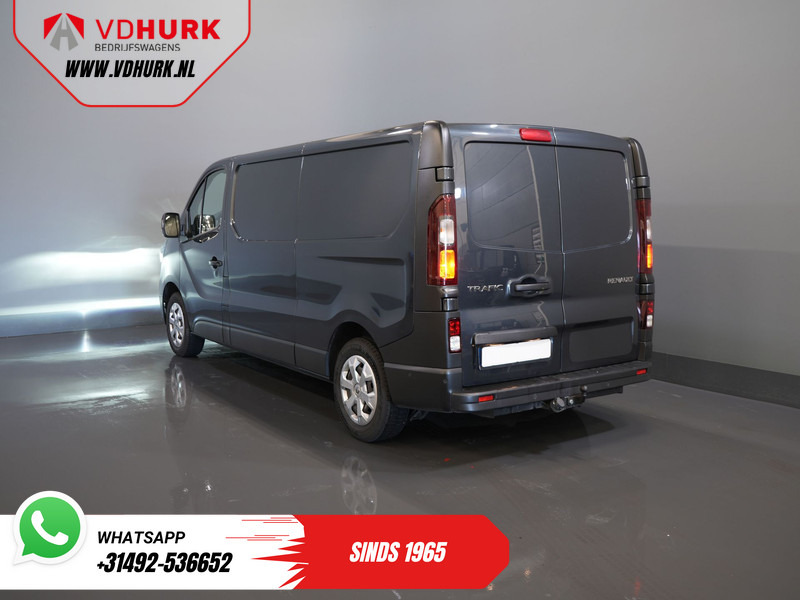 Renault Trafic 2.0 dCi 170 PK L2 BPM VRIJ! LED/ 2.5t Trekverm./ PDC/ Cruise/ Trekhaak/ Airco - Furgoneta pequeña: foto 2 Renault Trafic 2.0 dCi 170 PK L2 BPM VRIJ! LED/ 2.5t Trekverm./ PDC/ Cruise/ Trekhaak/ Airco - Furgoneta pequeña: foto 2