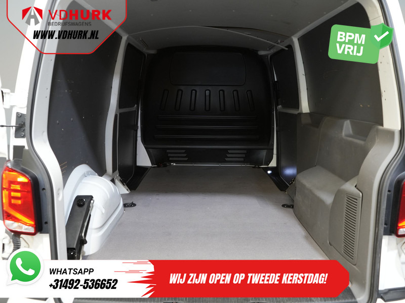 Furgoneta pequeña Volkswagen Transporter 2.0 TDI 150 pk DSG Aut. L2 BPM VRIJ! Adapt.Cruise/ LED/ 2x Schuifdeur/ Carplay/ Stoelverw./ Airco/ Navi/ PDC/ 17"LMV/ Trekhaak: foto 15
