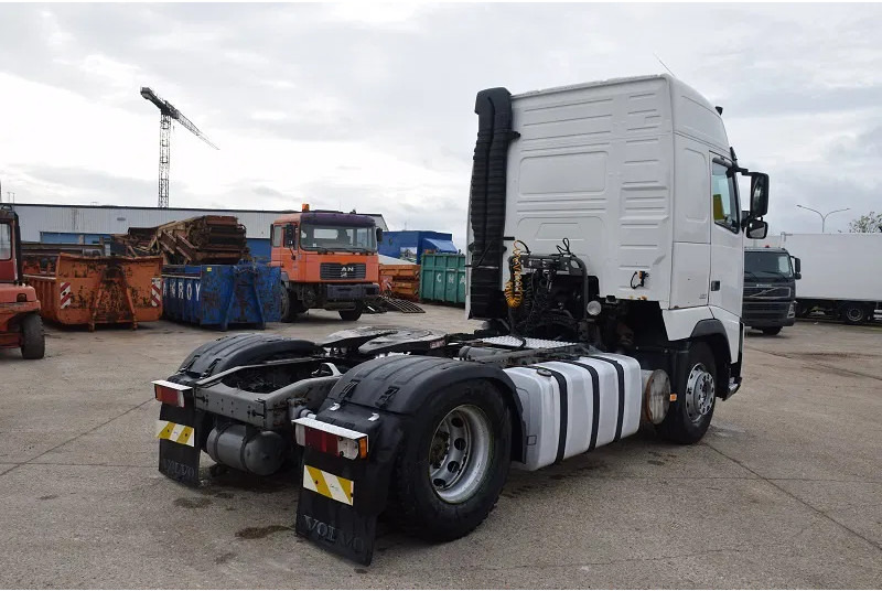 Volvo FH 12.420 - Cabeza tractora: foto 4 Volvo FH 12.420 - Cabeza tractora: foto 4