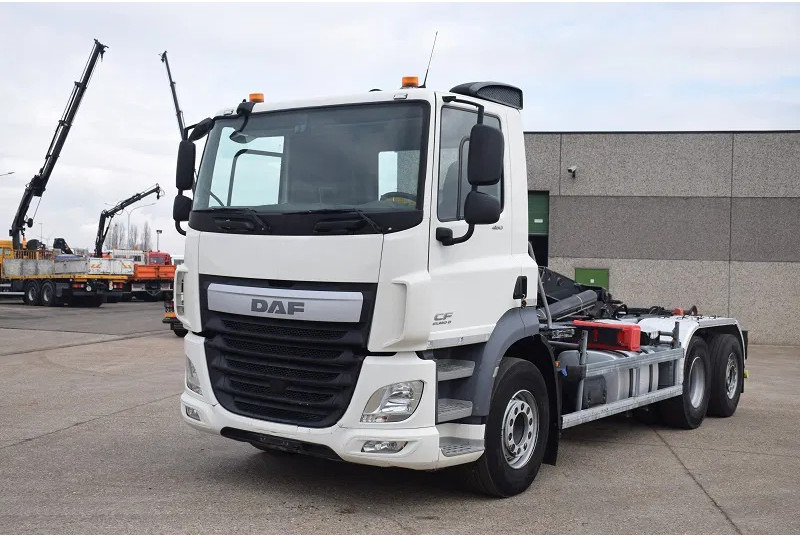 DAF CF 460 - Camión multibasculante: foto 2 DAF CF 460 - Camión multibasculante: foto 2