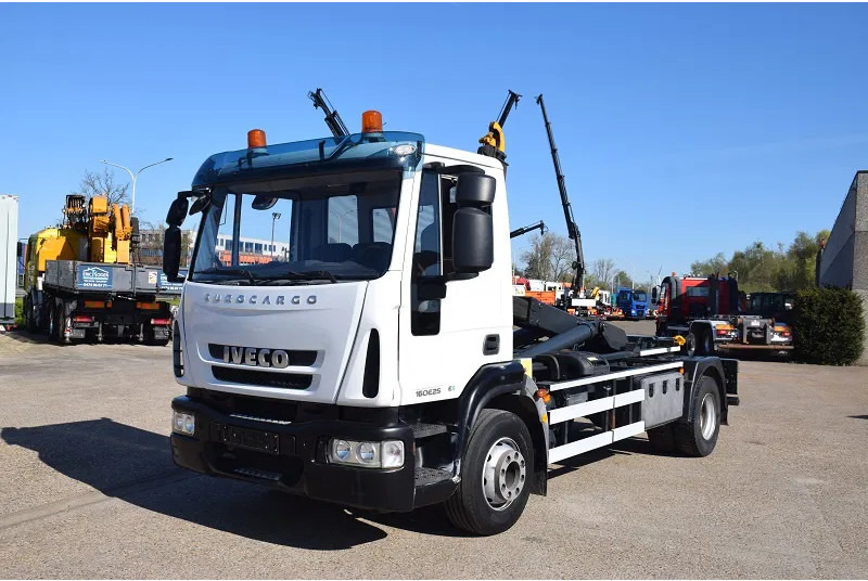 Iveco Iveco Eurocargo 160E25 - Camión multibasculante: foto 2 Iveco Iveco Eurocargo 160E25 - Camión multibasculante: foto 2