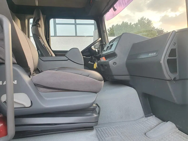 MAN TG 310 A - Camión multibasculante: foto 5 MAN TG 310 A - Camión multibasculante: foto 5