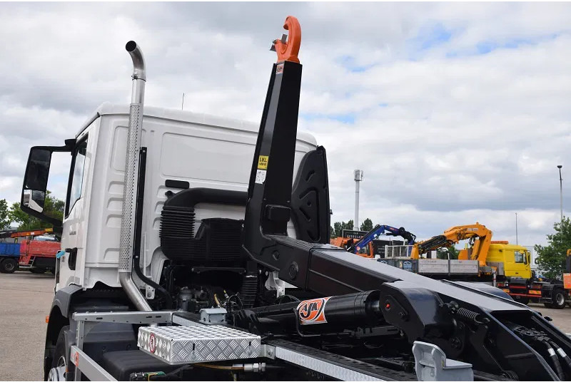 Camión multibasculante MAN TGM 18.320: foto 6