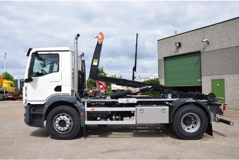 Camión multibasculante MAN TGM 18.320: foto 15