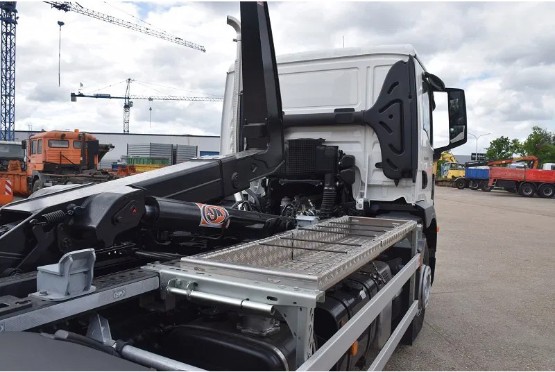 Camión multibasculante MAN TGM 18.320: foto 10