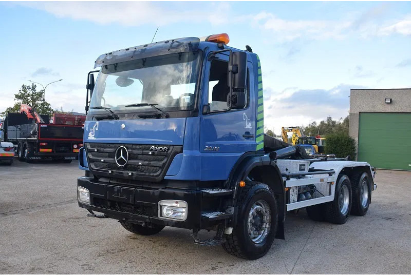 Mercedes-Benz Axor 2633 - Camión multibasculante: foto 2 Mercedes-Benz Axor 2633 - Camión multibasculante: foto 2