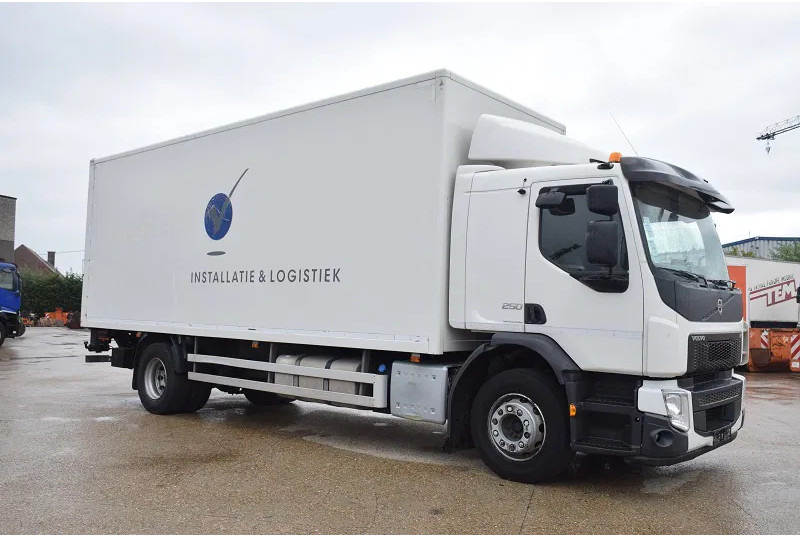 Camión caja cerrada Volvo FE 250: foto 5