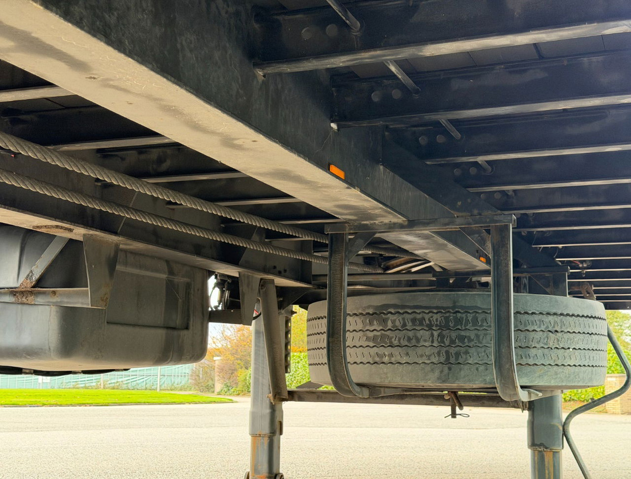 Semirremolque lona Floor FL0-12-102 City Trailer Tail Lift Good Condition Holland-Trailer: foto 9 Semirremolque lona Floor FL0-12-102 City Trailer Tail Lift Good Condition Holland-Trailer: foto 9