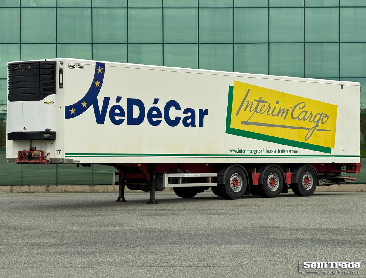 Renders VÉDÉCAR Carrier Maxima 1300 2X Steering Axle Tail Lift Belgium-Trailer - Semirremolque frigorífico: foto 1 Renders VÉDÉCAR Carrier Maxima 1300 2X Steering Axle Tail Lift Belgium-Trailer - Semirremolque frigorífico: foto 1