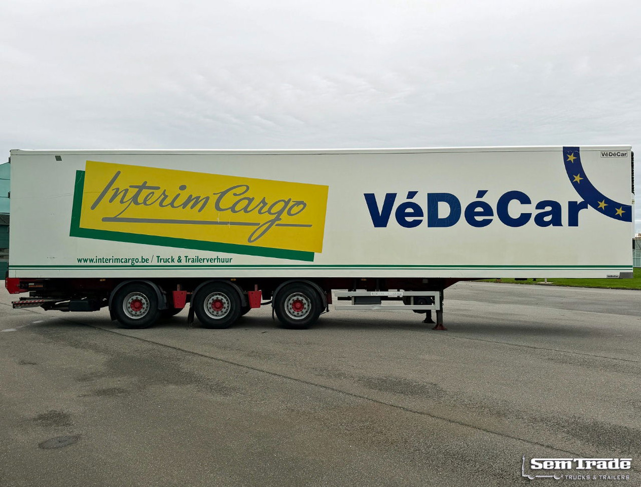 Renders VÉDÉCAR Carrier Maxima 1300 2X Steering Axle Tail Lift Belgium-Trailer - Semirremolque frigorífico: foto 5 Renders VÉDÉCAR Carrier Maxima 1300 2X Steering Axle Tail Lift Belgium-Trailer - Semirremolque frigorífico: foto 5