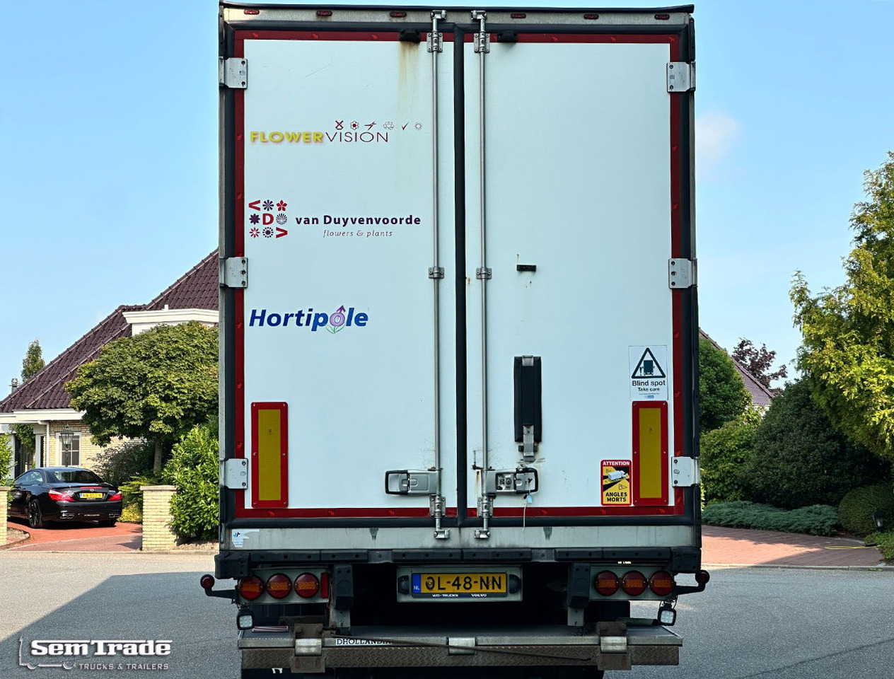 Schmitz Cargobull SKO24 Carrier Vector 1850 2X Lift Axle Flowerwide 270 CM High Holland Trailer - Semirremolque frigorífico: foto 4 Schmitz Cargobull SKO24 Carrier Vector 1850 2X Lift Axle Flowerwide 270 CM High Holland Trailer - Semirremolque frigorífico: foto 4