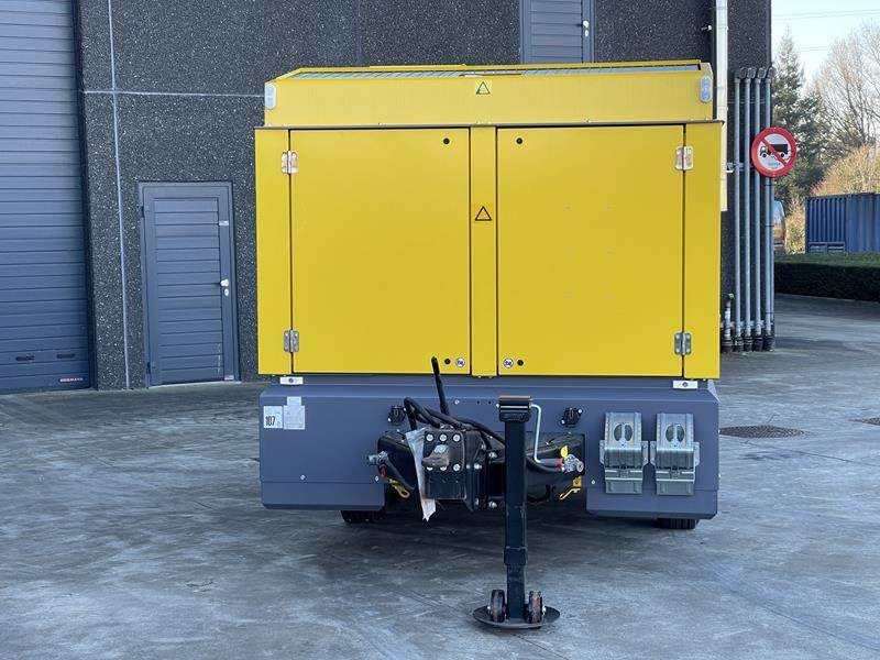Atlas-Copco V 28 STAGE V - Compresor de aire: foto 2 Atlas-Copco V 28 STAGE V - Compresor de aire: foto 2