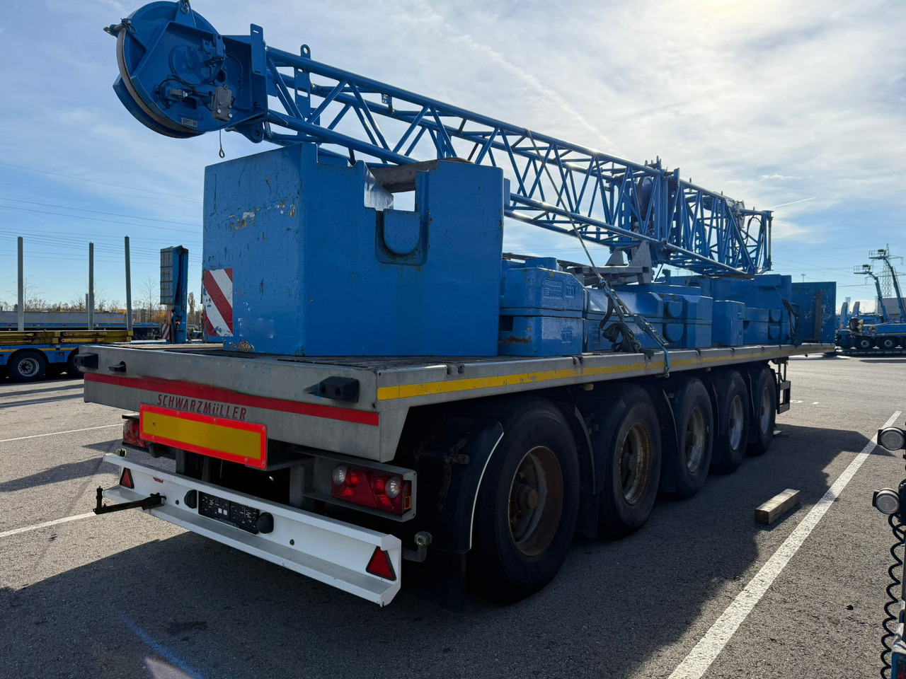 Schwarzmüller 5 Achser - Semirremolque plataforma/ Caja abierta: foto 1 Schwarzmüller 5 Achser - Semirremolque plataforma/ Caja abierta: foto 1
