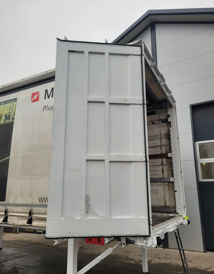 Krone Zabudowa BDF Krone 7,45m - Toldo carrocería: foto 4 Krone Zabudowa BDF Krone 7,45m - Toldo carrocería: foto 4