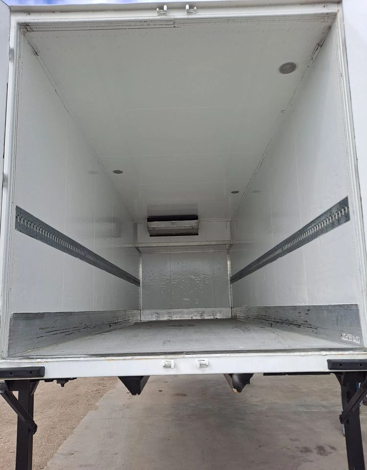 Schmitz Cargobull Kontener chłodnia BDF Thermo King MD300 - Remolque frigorífico: foto 4 Schmitz Cargobull Kontener chłodnia BDF Thermo King MD300 - Remolque frigorífico: foto 4