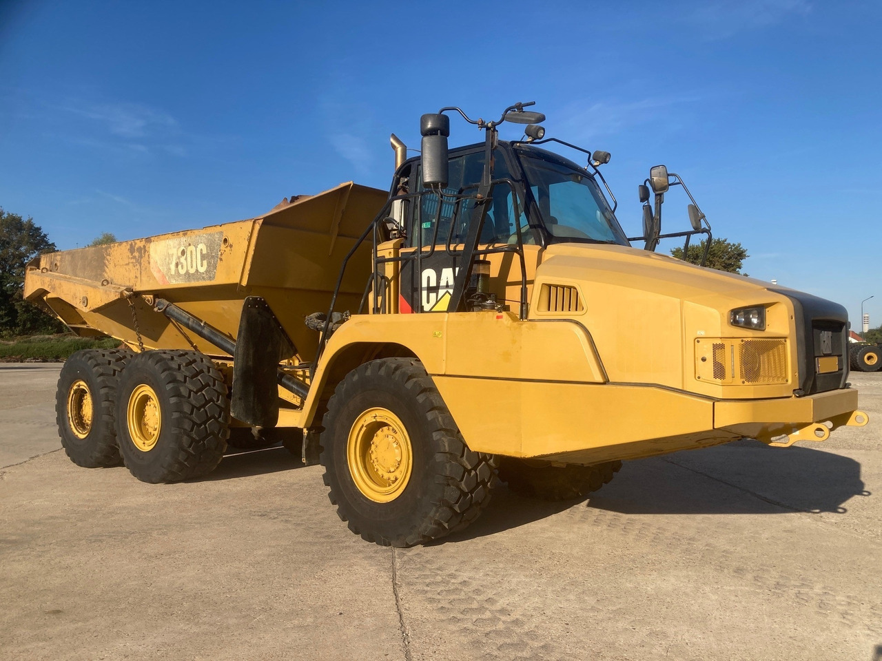 CATERPILLAR 730C - Dúmper articulado: foto 4 CATERPILLAR 730C - Dúmper articulado: foto 4