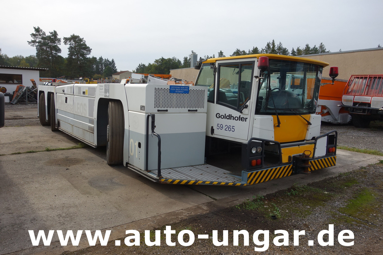 Goldhofer AST-1X 1360 Allradlenkung 6x6 towbarless Pushback Airbus A380 Deutz TCD 2015 V08 - 1.360PS - Remolcador de aviones: foto 1 Goldhofer AST-1X 1360 Allradlenkung 6x6 towbarless Pushback Airbus A380 Deutz TCD 2015 V08 - 1.360PS - Remolcador de aviones: foto 1
