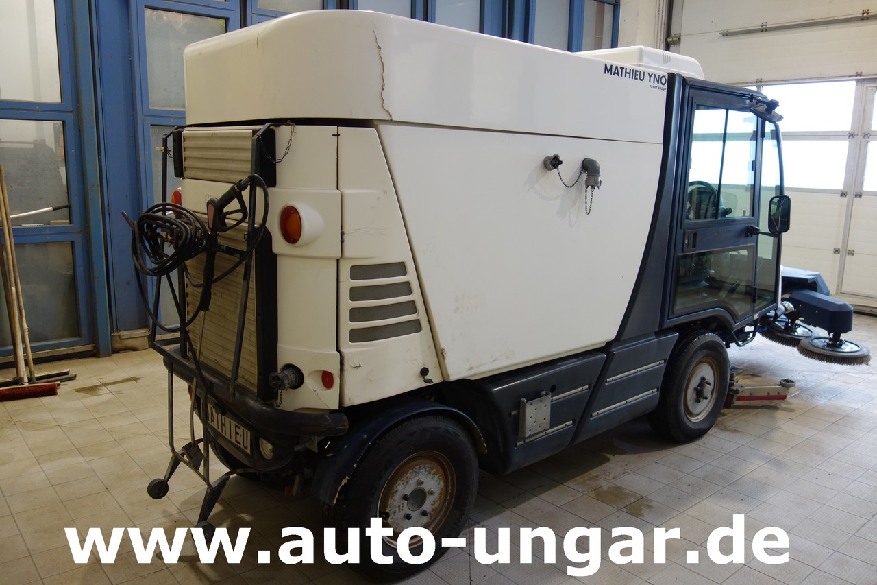 MATHIEU Yno Azura 2 Aquazura Scrubber Scheuersaugmaschine Allradlenkung - Limpieza de alcantarillado: foto 4 MATHIEU Yno Azura 2 Aquazura Scrubber Scheuersaugmaschine Allradlenkung - Limpieza de alcantarillado: foto 4