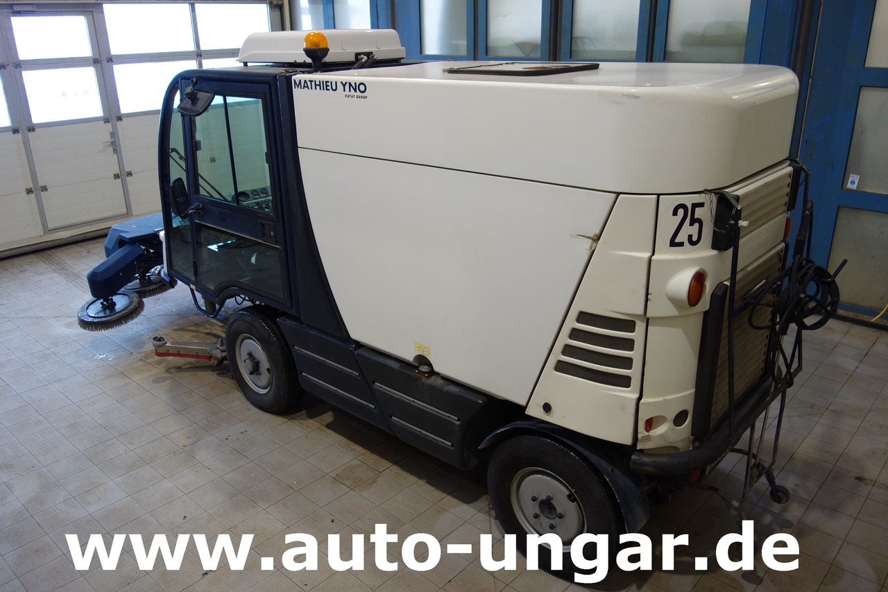 MATHIEU Yno Azura 2 Aquazura Scrubber Scheuersaugmaschine Allradlenkung - Limpieza de alcantarillado: foto 3 MATHIEU Yno Azura 2 Aquazura Scrubber Scheuersaugmaschine Allradlenkung - Limpieza de alcantarillado: foto 3
