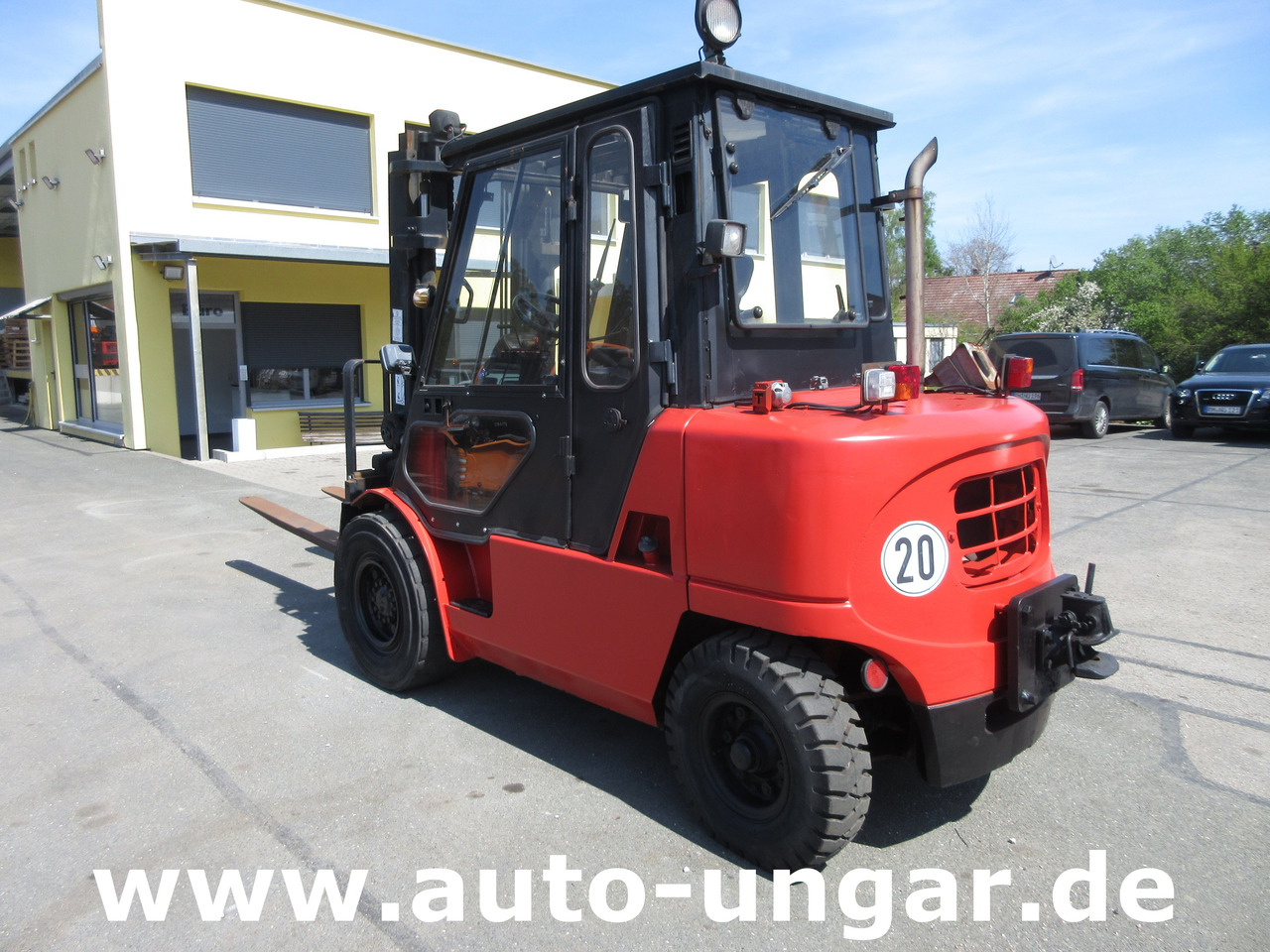 Nissan F04D 400 Diesel Gabelstapler 4.000kg Motorschaden Bj. 2002 - Carretilla elevadora diésel: foto 5 Nissan F04D 400 Diesel Gabelstapler 4.000kg Motorschaden Bj. 2002 - Carretilla elevadora diésel: foto 5