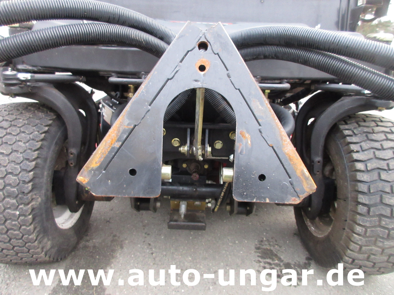 TORO Groundsmaster 360 Kommunalfahrzeug Rasenmäher 4x4x4 Bj 2015 - Cortacésped: foto 4 TORO Groundsmaster 360 Kommunalfahrzeug Rasenmäher 4x4x4 Bj 2015 - Cortacésped: foto 4