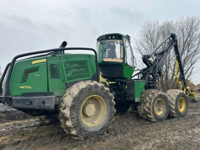 John Deere 1470E 6W +(2016) H415 - Cabezal talador: foto 1 John Deere 1470E 6W +(2016) H415 - Cabezal talador: foto 1