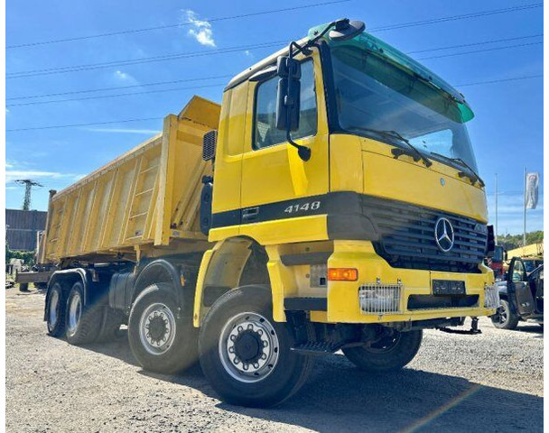 Mercedes-Benz Actros 4148 - Camión volquete: foto 2 Mercedes-Benz Actros 4148 - Camión volquete: foto 2