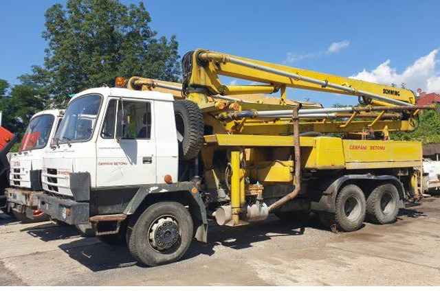 Schwing 2x! 25m BPL 601 +6x6 Tatra 815 (DOCS/KFZ MACHINE +1 no docs/kein - Bomba de hormigón: foto 3 Schwing 2x! 25m BPL 601 +6x6 Tatra 815 (DOCS/KFZ MACHINE +1 no docs/kein - Bomba de hormigón: foto 3