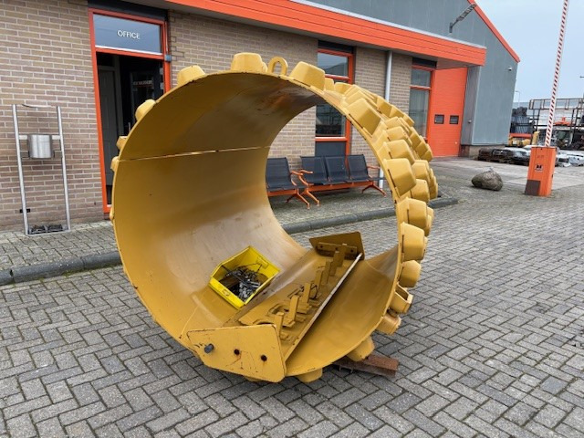 CATERPILLAR CS10/CS11/CS12/CS13 Padfoot kit - Apisonadora de asfalto: foto 2 CATERPILLAR CS10/CS11/CS12/CS13 Padfoot kit - Apisonadora de asfalto: foto 2