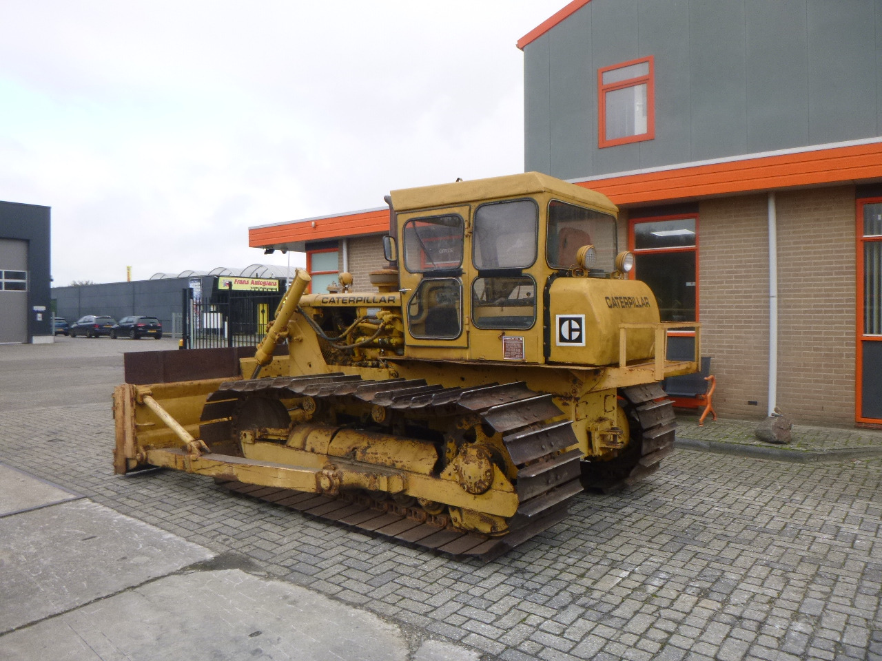 CATERPILLAR D4D LGP - Bulldozer: foto 3 CATERPILLAR D4D LGP - Bulldozer: foto 3