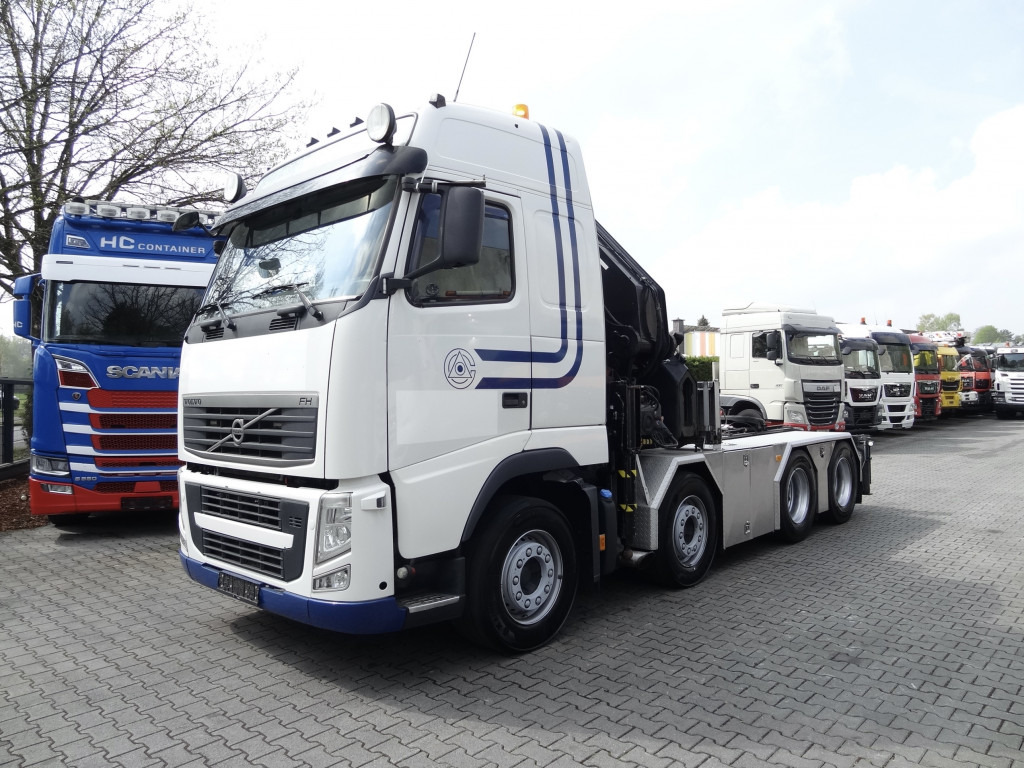 Volvo FH 500 8X4 Kran Hiab 800 EP-5 HiPro - Cabeza tractora: foto 1 Volvo FH 500 8X4 Kran Hiab 800 EP-5 HiPro - Cabeza tractora: foto 1