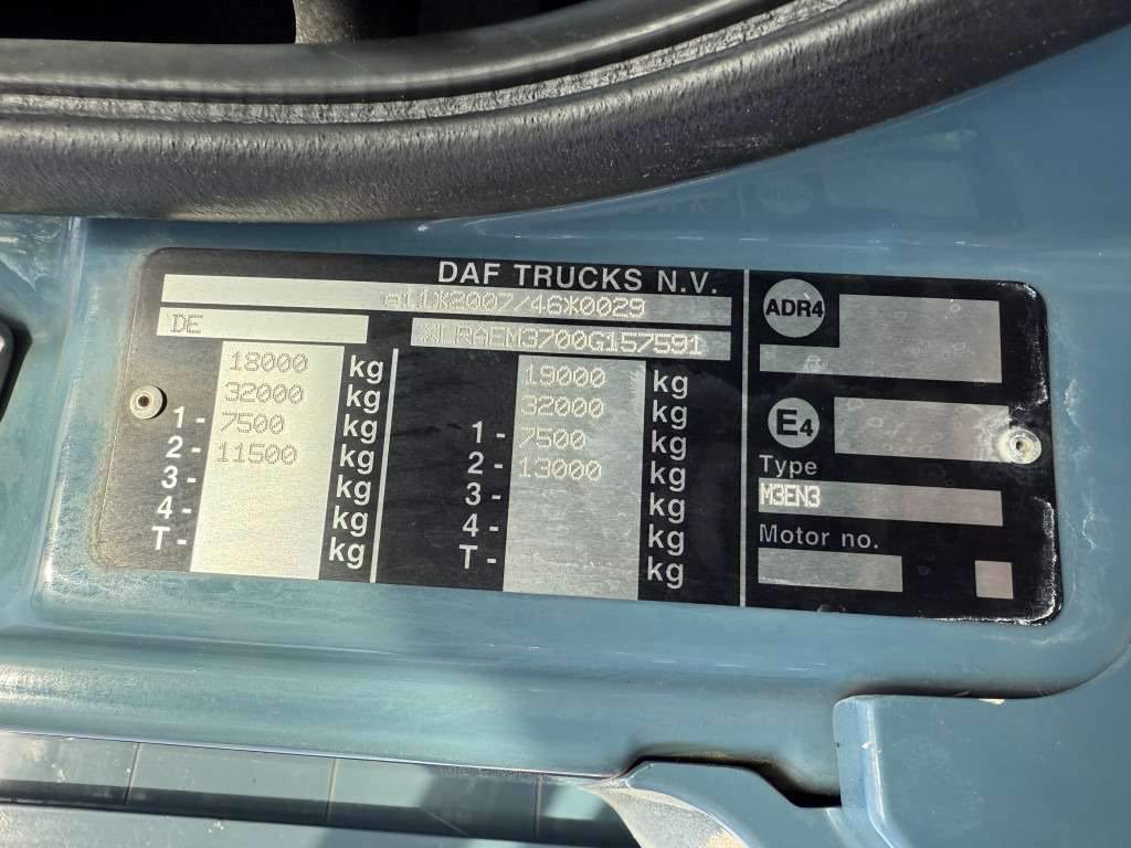 Daf CF320 Palfinger PK12001L Baustoffkran - Camión grúa, Camión caja abierta: foto 4 Daf CF320 Palfinger PK12001L Baustoffkran - Camión grúa, Camión caja abierta: foto 4
