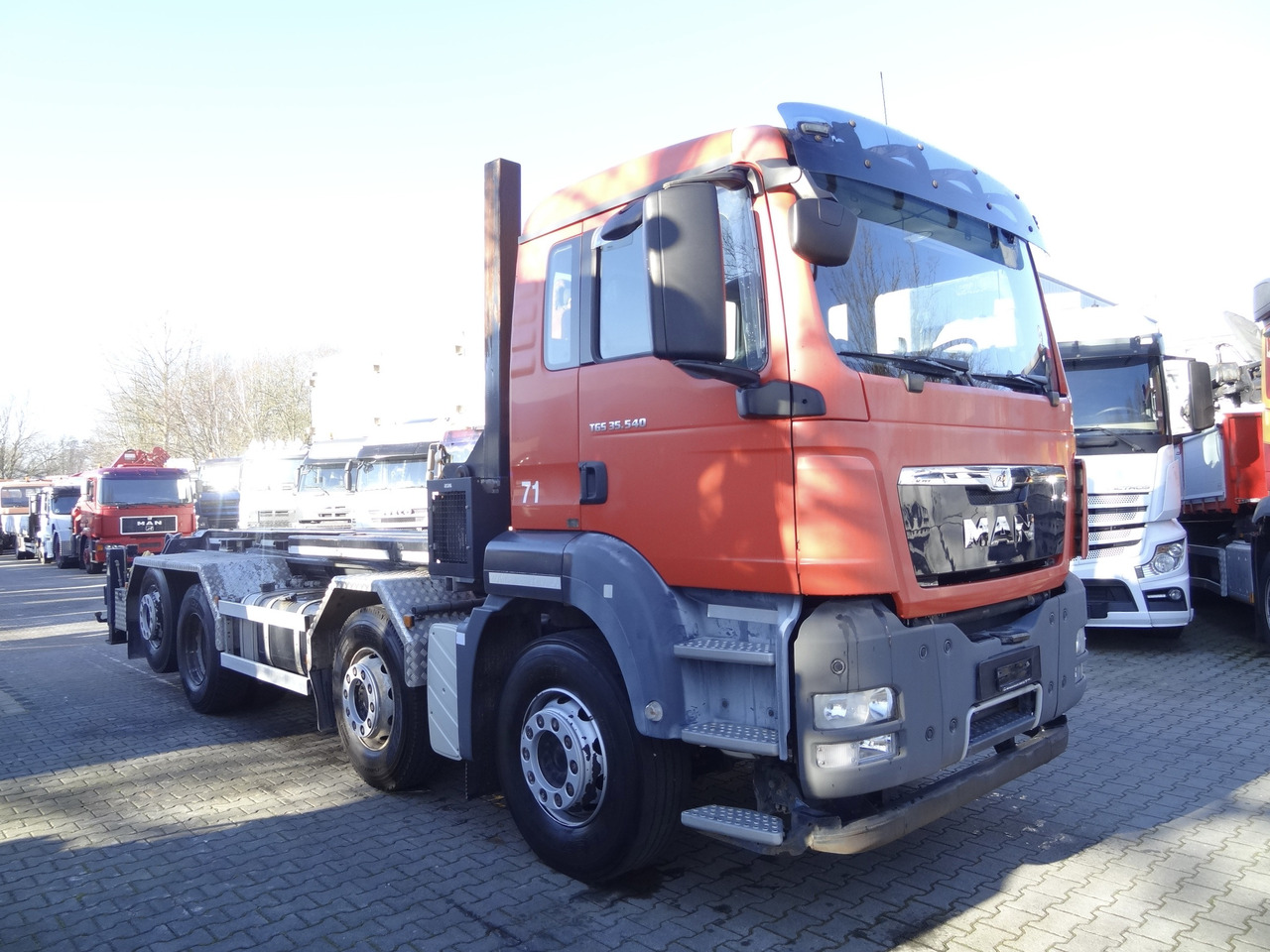 Camión multibasculante MAN TGS 35.440 8X2 Haken/ Silosteller M-Tec: foto 12 Camión multibasculante MAN TGS 35.440 8X2 Haken/ Silosteller M-Tec: foto 12