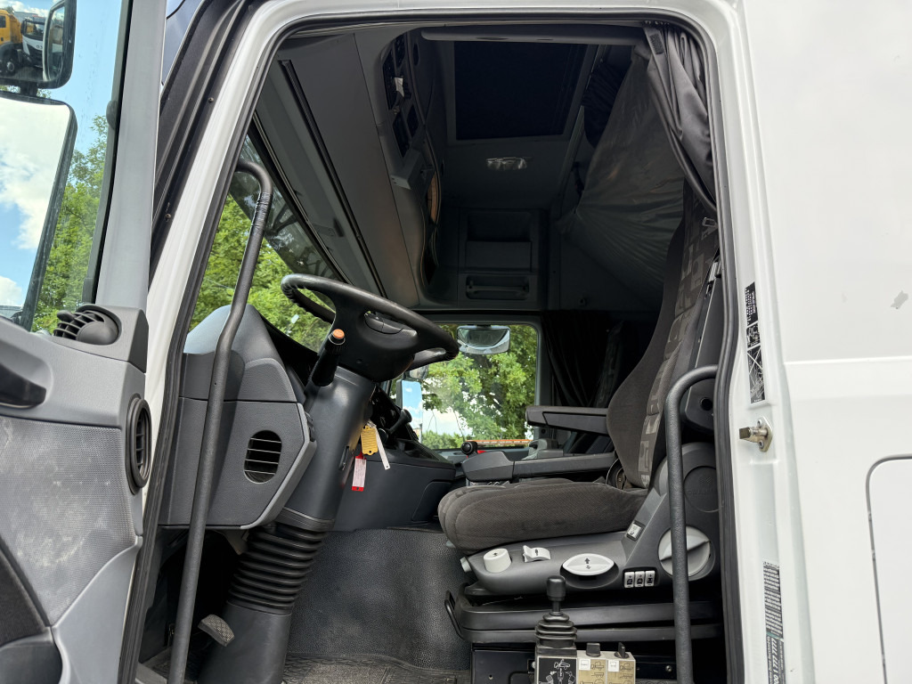 Mercedes-Benz Actros 1841 Kran Hiab 288 bis 30 Meter - Camión caja abierta, Camión grúa: foto 4 Mercedes-Benz Actros 1841 Kran Hiab 288 bis 30 Meter - Camión caja abierta, Camión grúa: foto 4