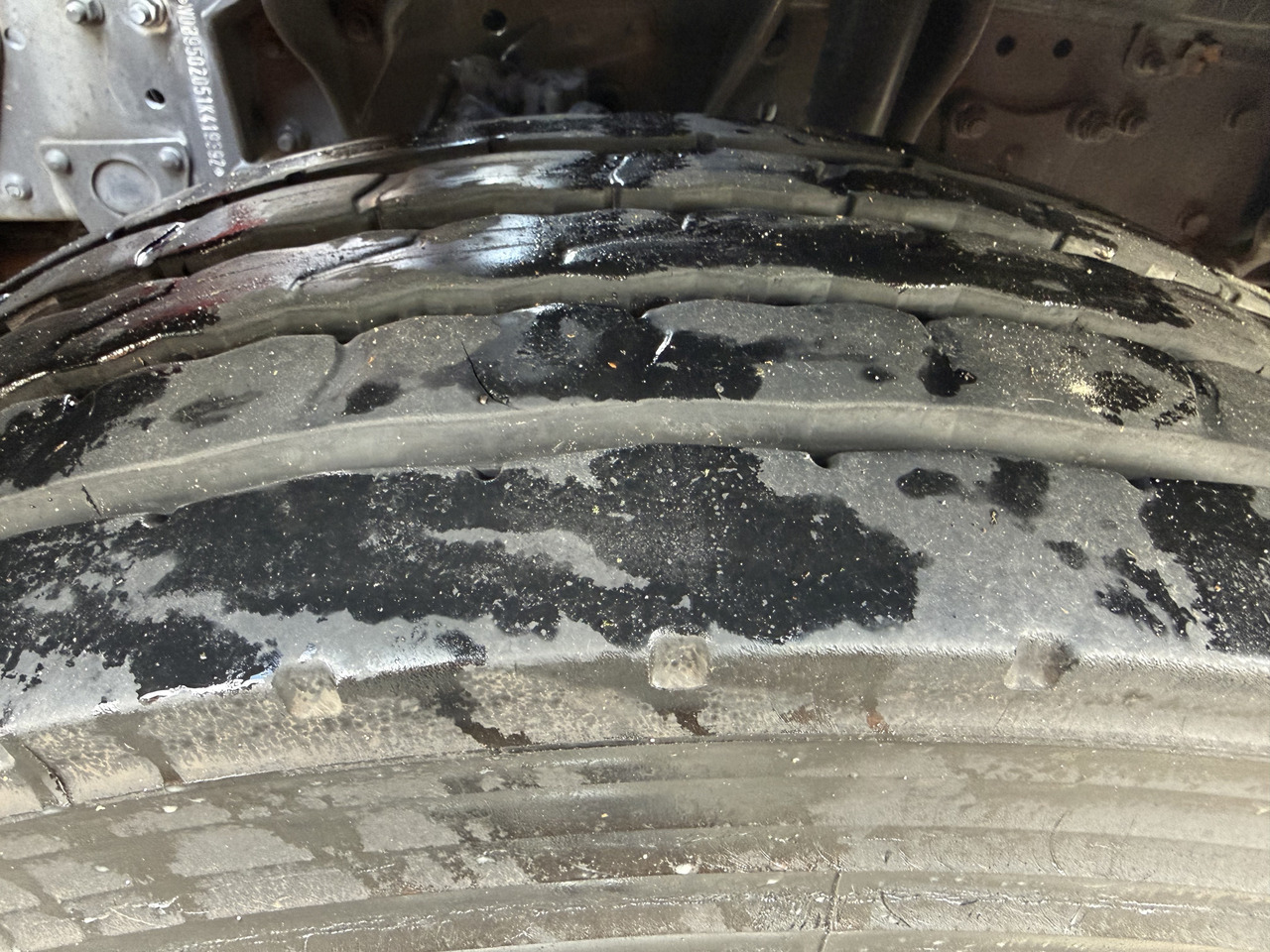 Mercedes-Benz Actros 2535 6X2 HMF 2420 bis 25 Meter - Camión caja abierta, Camión grúa: foto 4 Mercedes-Benz Actros 2535 6X2 HMF 2420 bis 25 Meter - Camión caja abierta, Camión grúa: foto 4