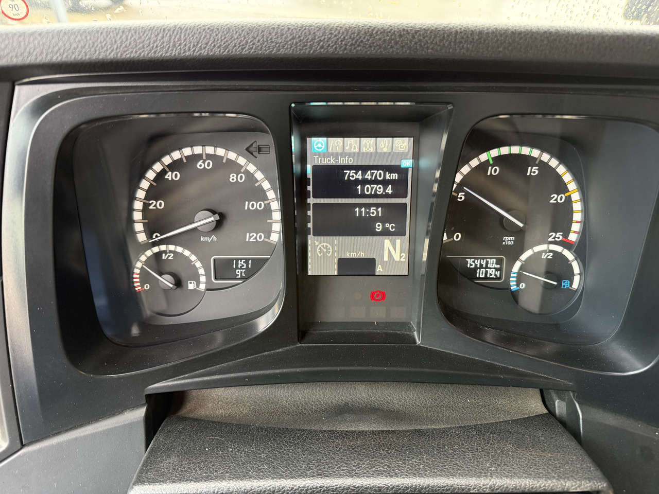 Mercedes-Benz Arocs 2653 6X4 Kran Kesla 2124L - Camión forestal, Camión grúa: foto 3 Mercedes-Benz Arocs 2653 6X4 Kran Kesla 2124L - Camión forestal, Camión grúa: foto 3