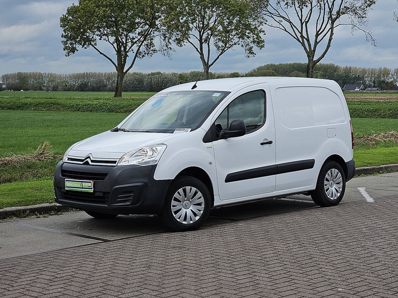 Citroën Berlingo 1.1 23kWH NAP Airco ! - Furgoneta caja cerrada, Furgoneta eléctrica: foto 2 Citroën Berlingo 1.1 23kWH NAP Airco ! - Furgoneta caja cerrada, Furgoneta eléctrica: foto 2