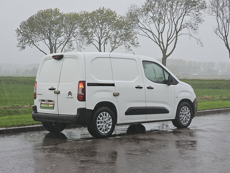 Citroën Berlingo 1.2 L1 Benzine Automaat! - Furgoneta caja cerrada: foto 3 Citroën Berlingo 1.2 L1 Benzine Automaat! - Furgoneta caja cerrada: foto 3