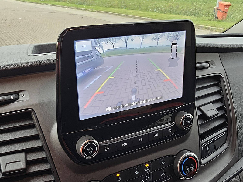 Furgoneta pequeña Ford Transit 2.0 L2H1 Dub.-Cab.: foto 18