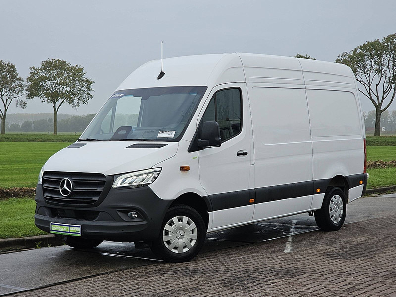 Mercedes-Benz Sprinter 317 L2H2 LED Mbux Autom! - Furgón: foto 2 Mercedes-Benz Sprinter 317 L2H2 LED Mbux Autom! - Furgón: foto 2