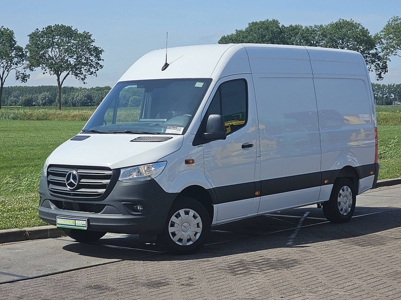 Mercedes-Benz Sprinter 317 L2H2 Navi Mbux - Furgón: foto 2 Mercedes-Benz Sprinter 317 L2H2 Navi Mbux - Furgón: foto 2